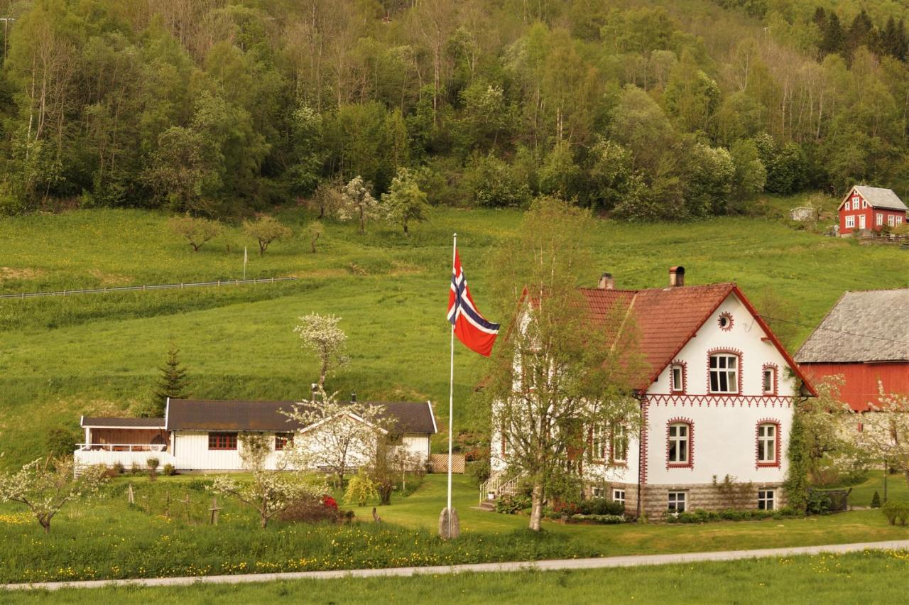 Dalhus - House With Jacuzzi Villa Norddal Екстериор снимка
